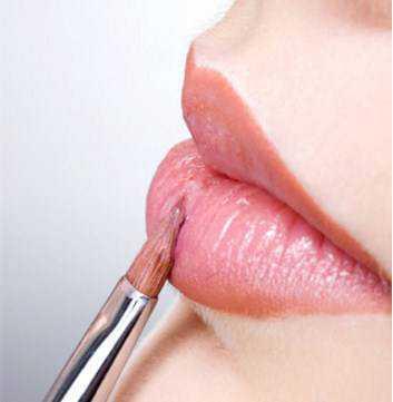 matte lipstick